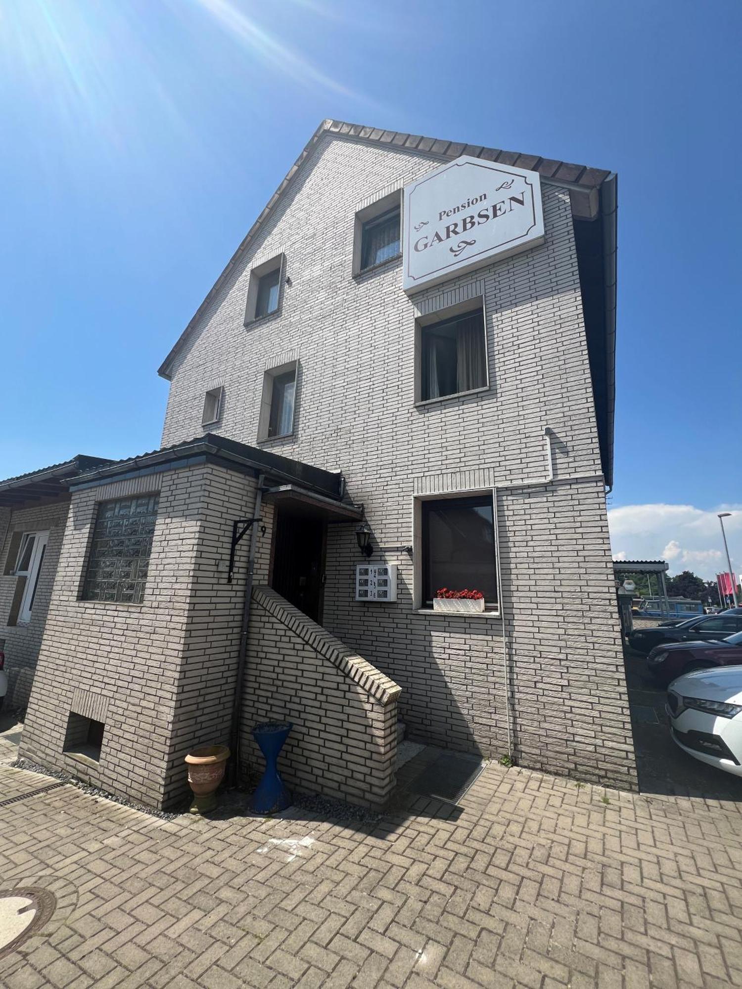 Pension Garbsen Exteriör bild